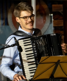 Tóth Márton András